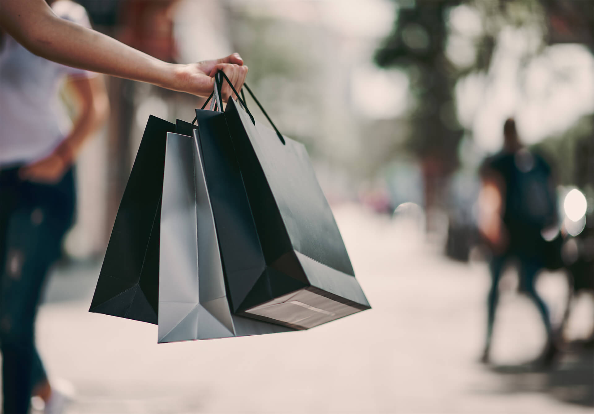 自分の仕事が、街に並ぶ。その誇りを、次の価値へ。